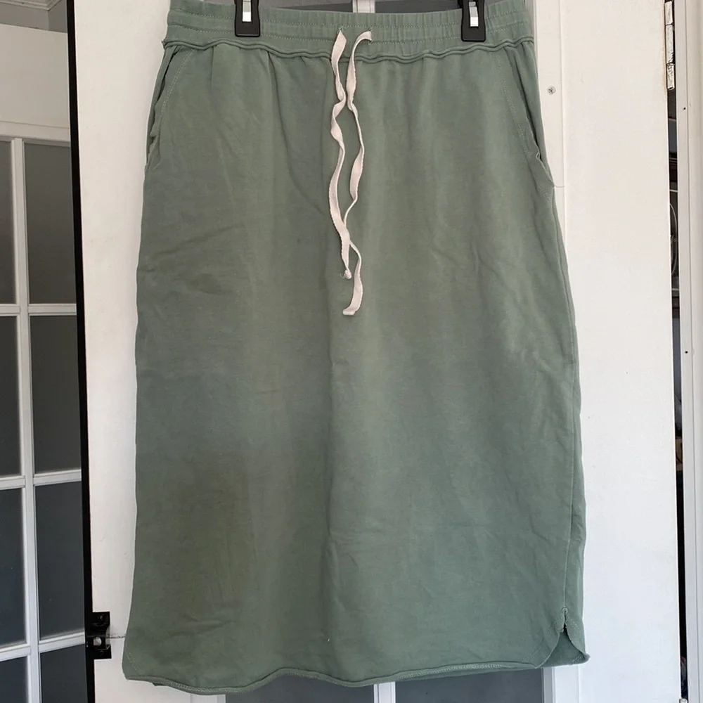 Large Polagram Drawstring sage comfy Skirt - Picture 6 of 7